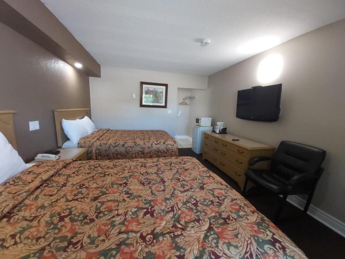 Arnprior Motor Inn Zewnętrze zdjęcie