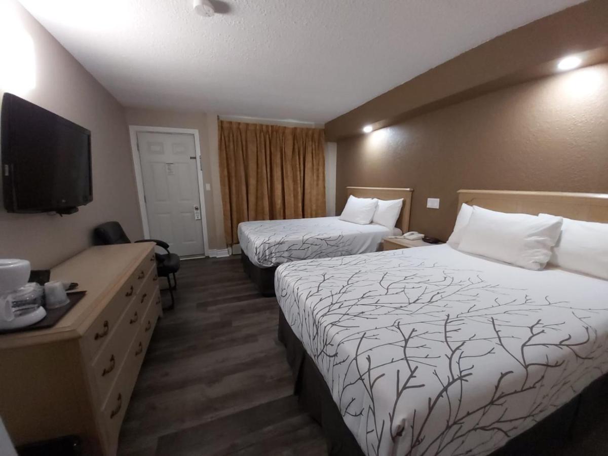 Arnprior Motor Inn Zewnętrze zdjęcie