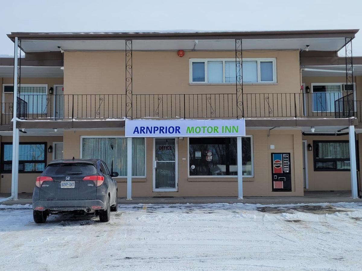 Arnprior Motor Inn Zewnętrze zdjęcie
