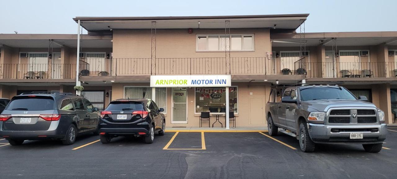 Arnprior Motor Inn Zewnętrze zdjęcie