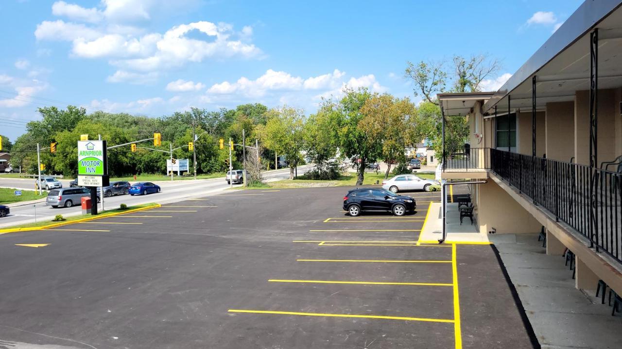 Arnprior Motor Inn Zewnętrze zdjęcie