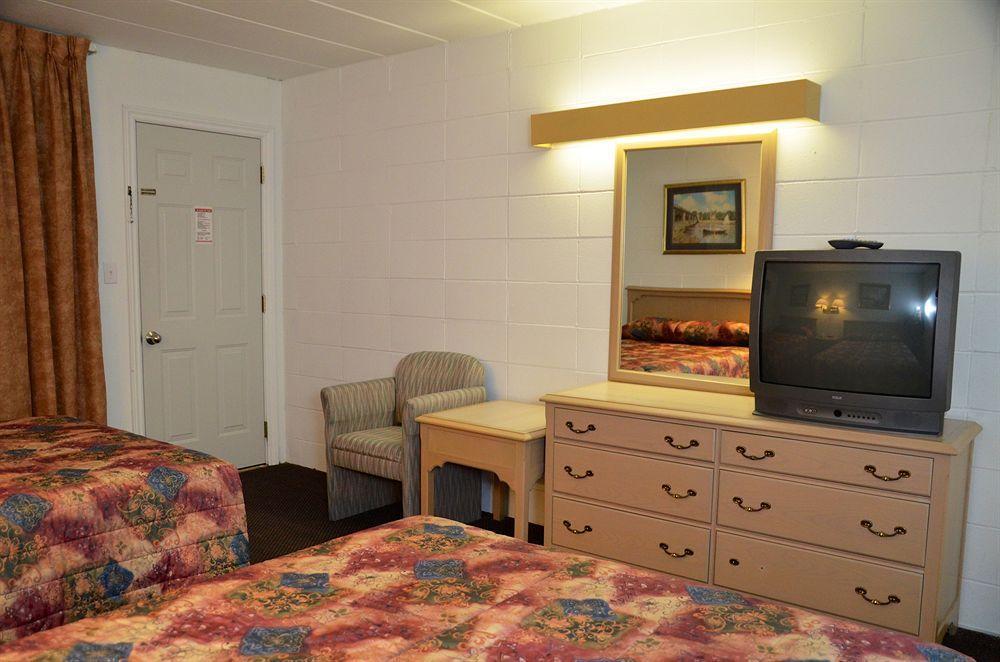 Arnprior Motor Inn Zewnętrze zdjęcie