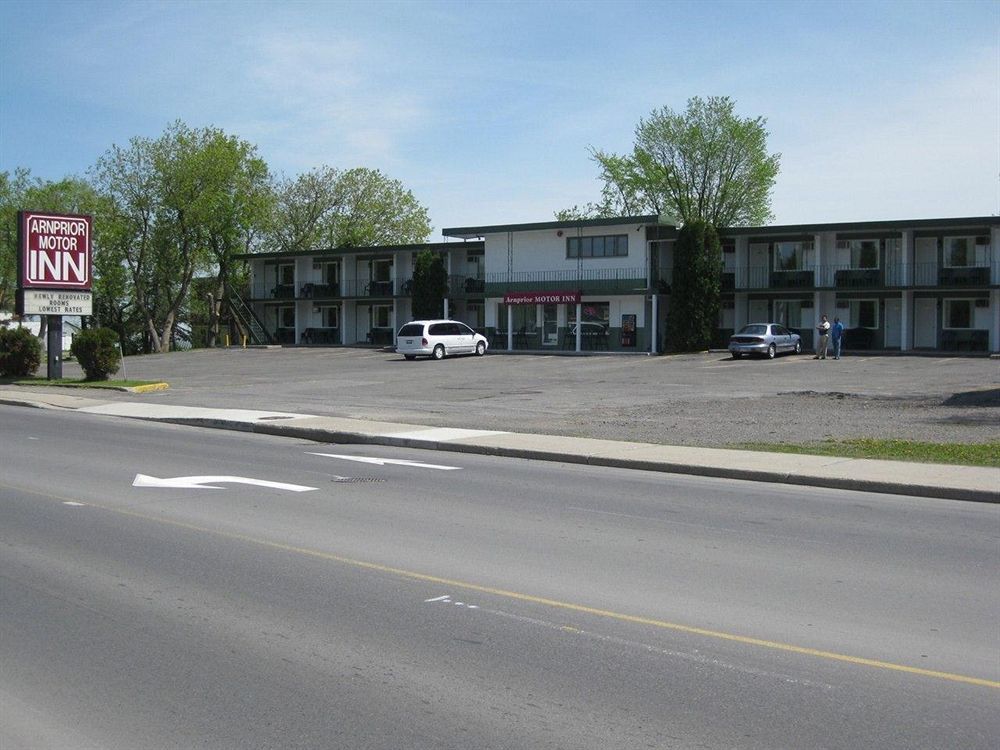 Arnprior Motor Inn Zewnętrze zdjęcie